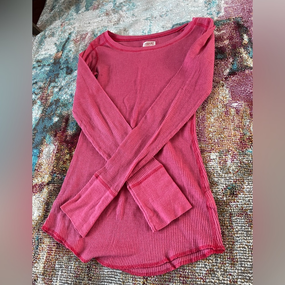 Mossimo supply co. Pink thermal LS women’s small top EUC scoop neck shirt